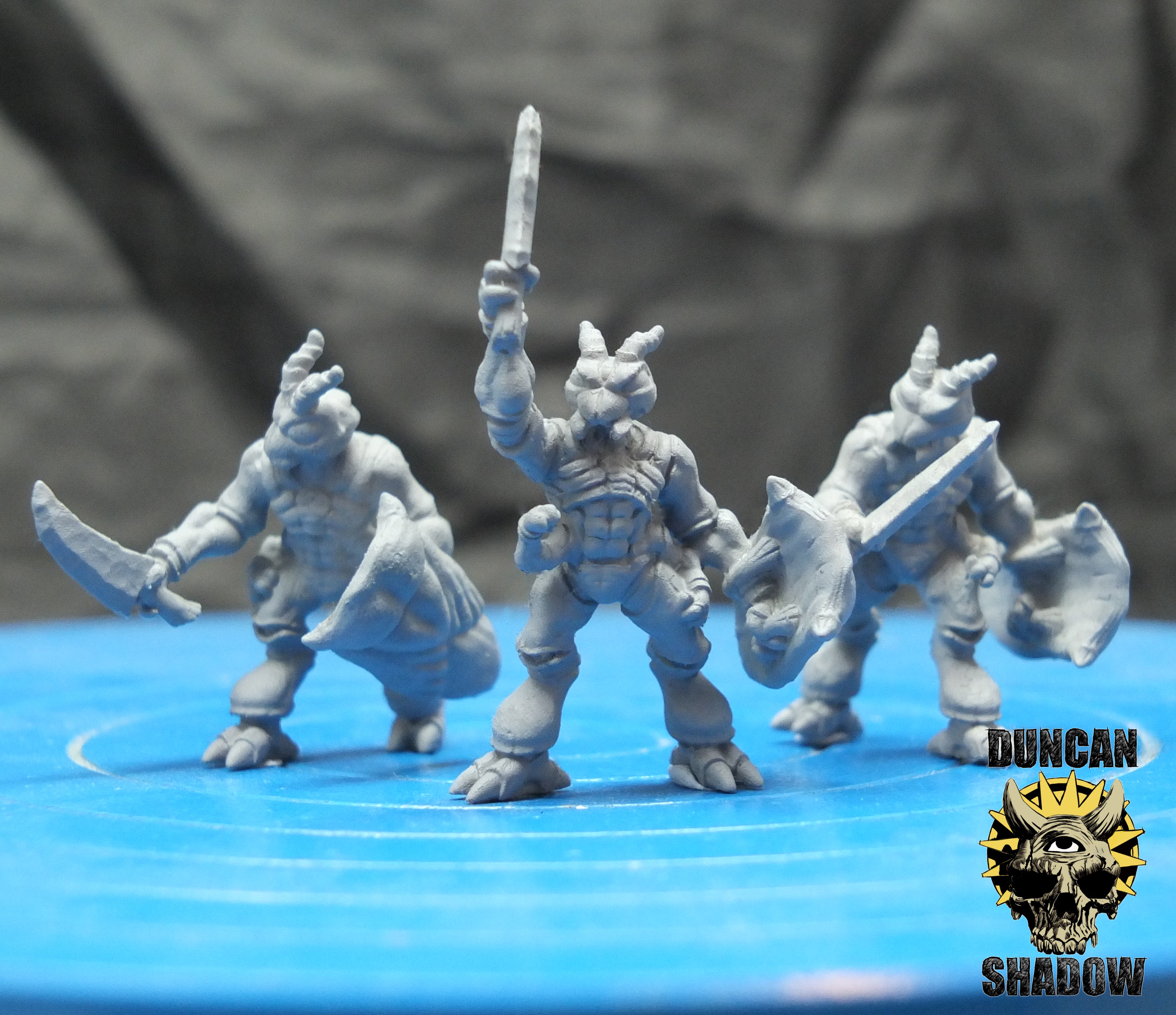 Thri-Keen Insektoiden mit Schwertern und Schilden | Duncan Shadow | Kompatibel mit Dungeons & Dragons und Pathfinder