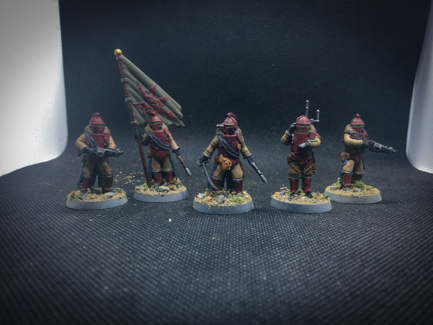 Auxiliares Lunares: Sección de Mando