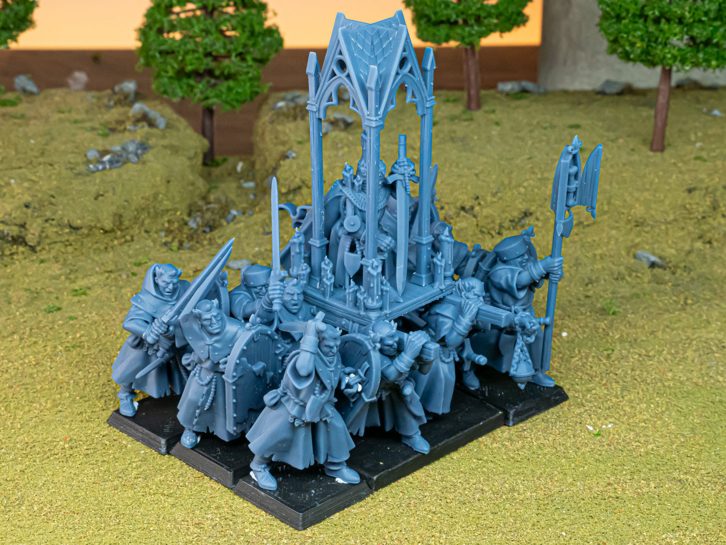 Gallia Pilgrims with Reliquary (x12) - Kingdom of Gallia | Highlands Miniatures